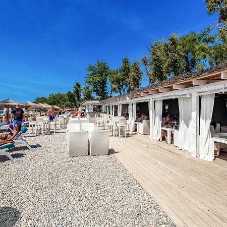 Parque de vacaciones Brugor Mobil Homes *
